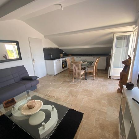Haut De Villa Vue Mer Ла-Сейн-сюр-Мер Екстер'єр фото